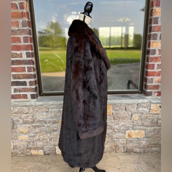 Vintage Mahogany Mink Fur Over Coat Real Fur Coat Brown - Picture 3 of 11